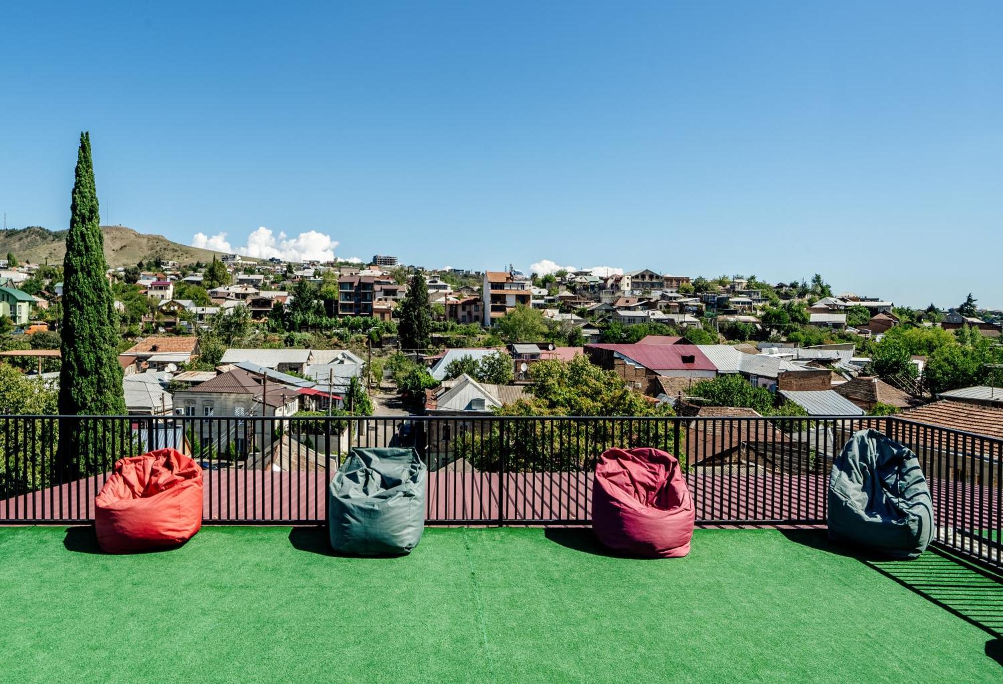 Hotel Tato & Coworking Space Tbilisi ภายนอก รูปภาพ