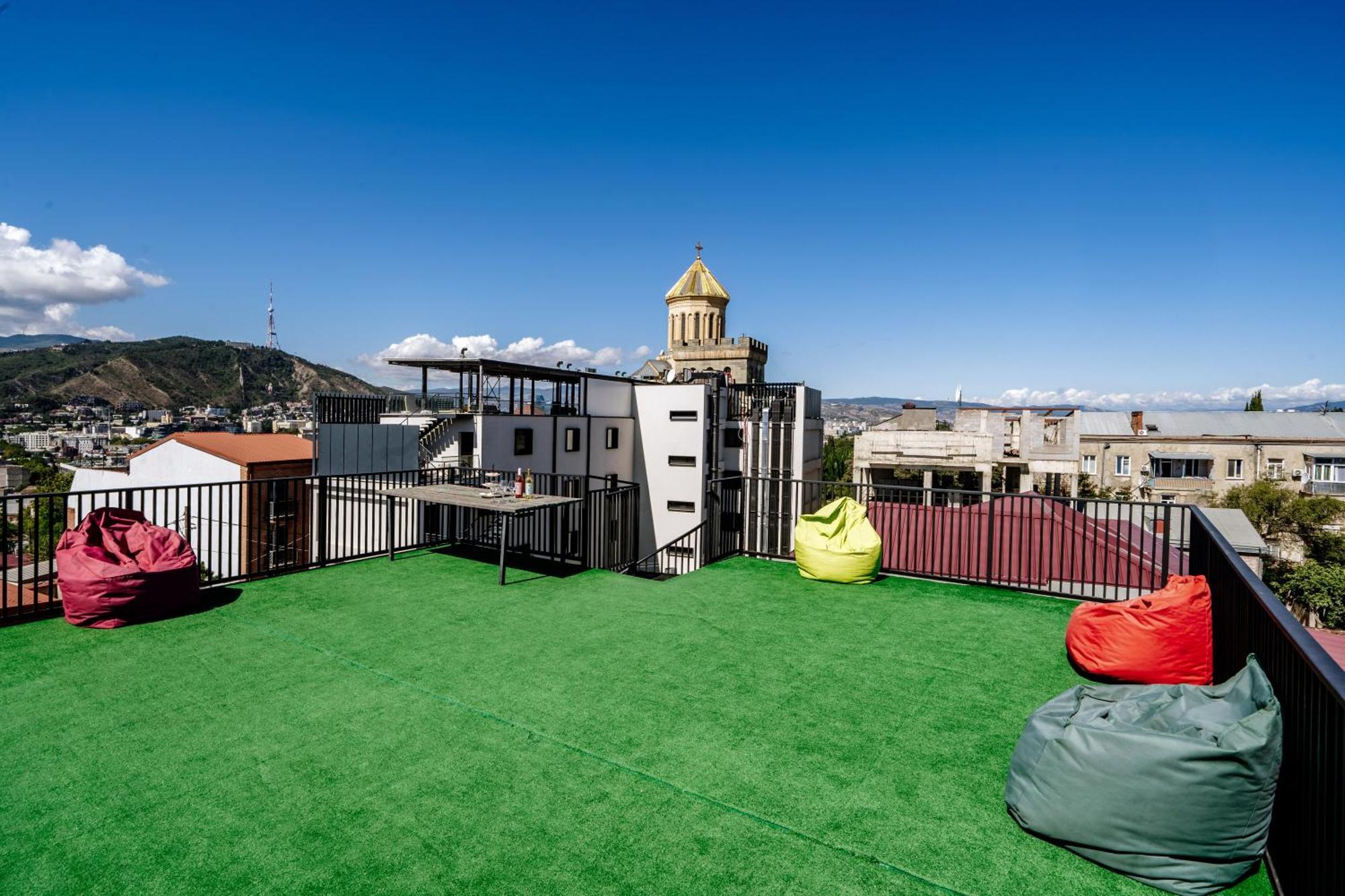 Hotel Tato & Coworking Space Tbilisi ภายนอก รูปภาพ