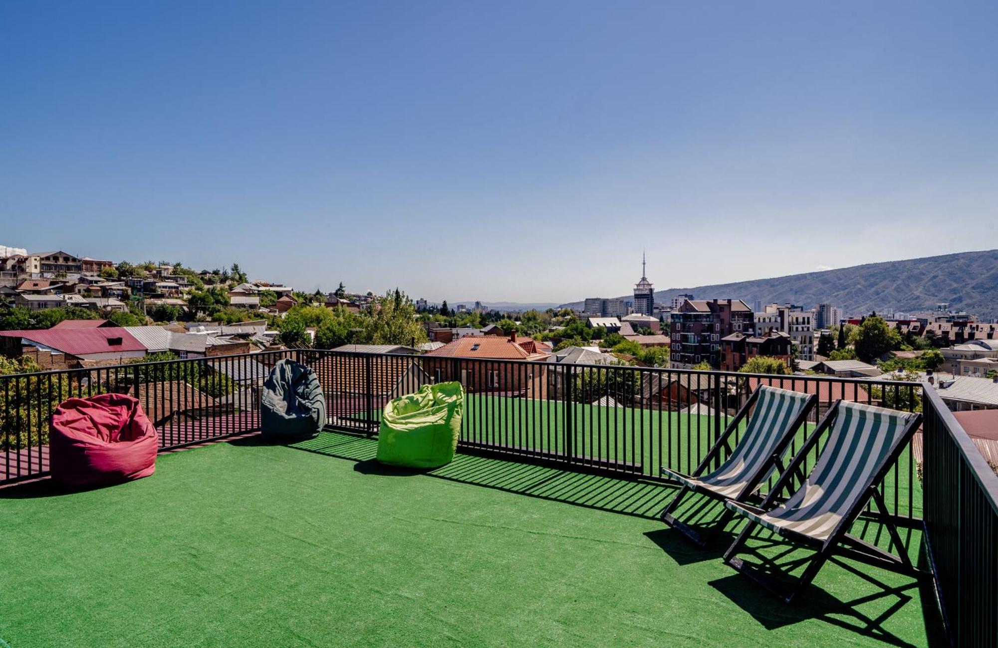 Hotel Tato & Coworking Space Tbilisi ภายนอก รูปภาพ