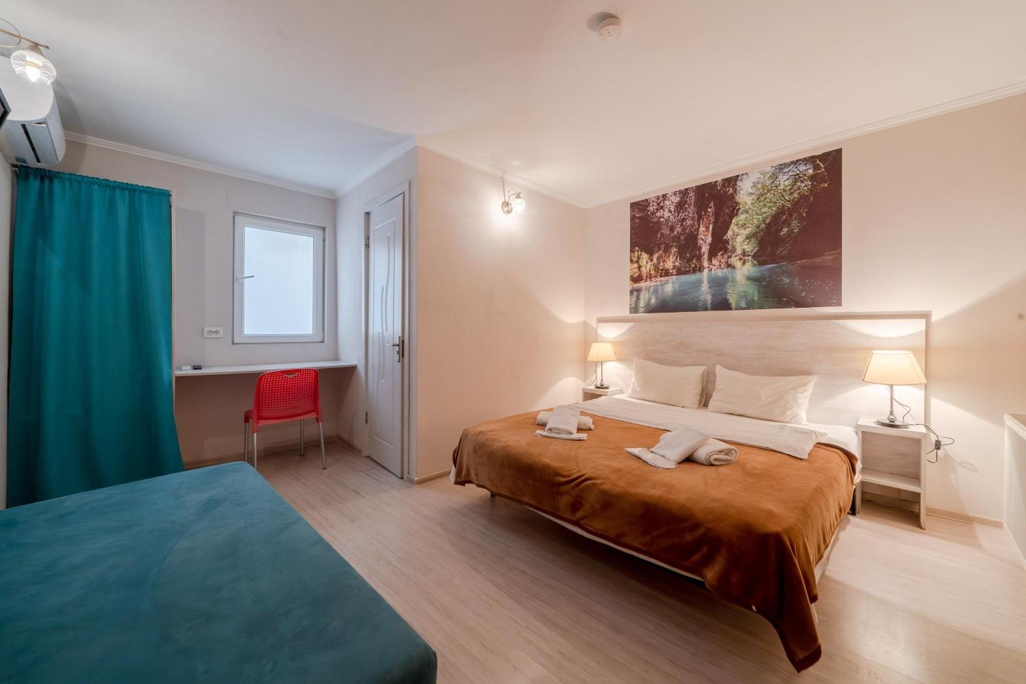 Hotel Tato & Coworking Space Tbilisi ภายนอก รูปภาพ